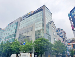 까사미아빌딩