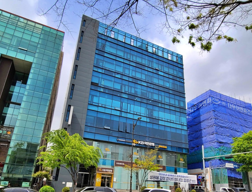 더퍼스트빌딩 사진 #1